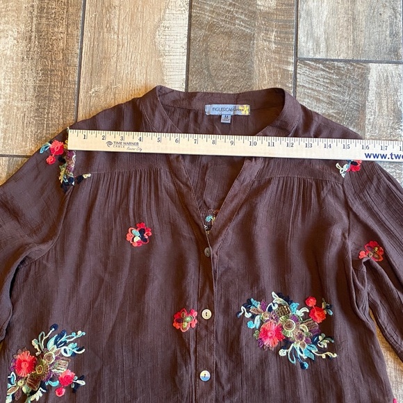 Figueroa & Flower Brown Floral Embroidered Women's Top - Picture 7 of 12